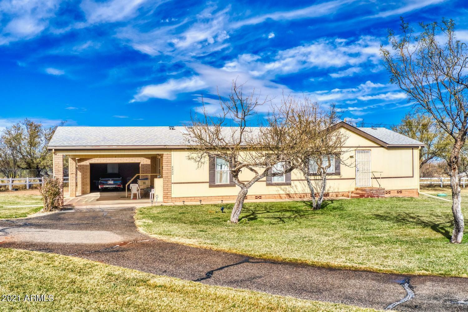 Property Photo: 4452 S Santa Lucia Avenue AZ 85650