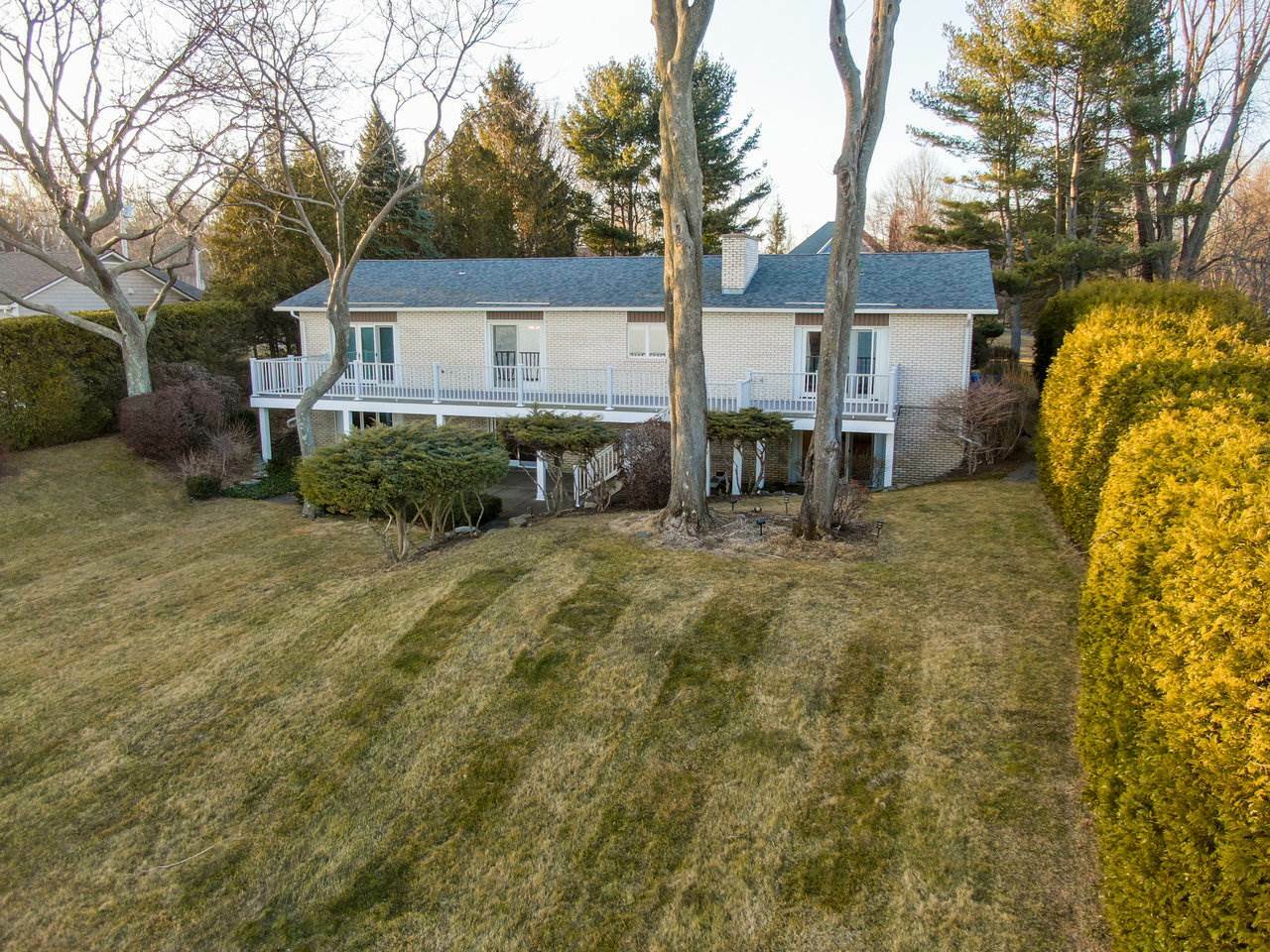 Property Photo:  301 Appletree Point Road  VT 05408 