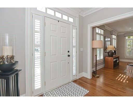 Property Photo:  5 Maple Street 5  MA 02052 