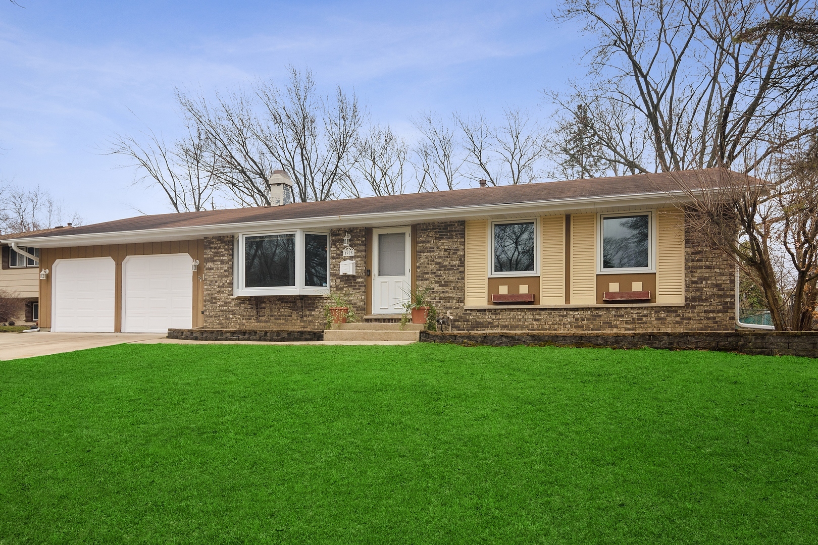 Property Photo:  1925 Akron Court  IL 60193 