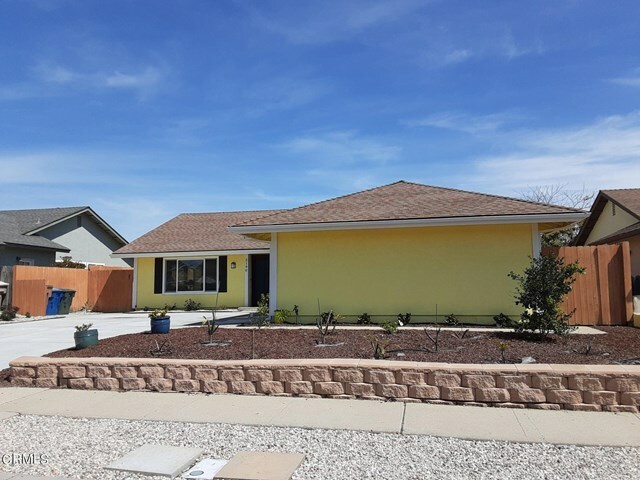 Property Photo:  2190 Mandrill Avenue  CA 93003 