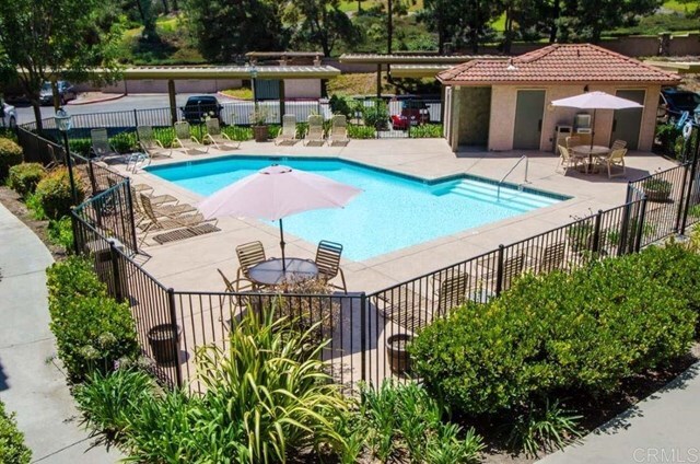 Property Photo: 12015 Alta Carmel Ct 307 CA 92128