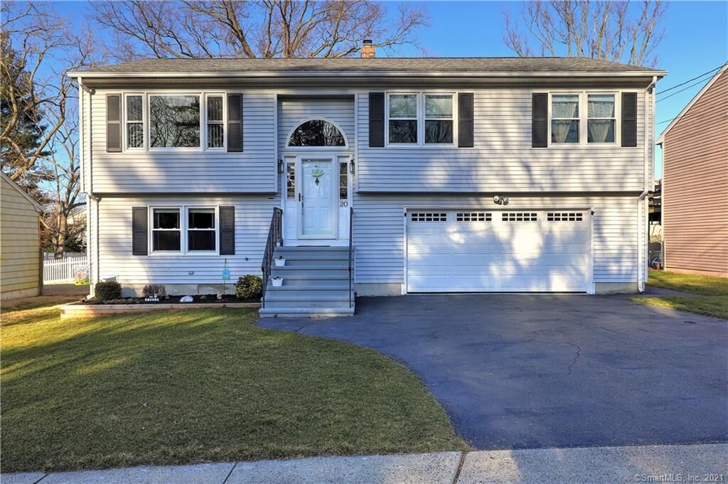 Property Photo:  20 Kittery Street  CT 06460 