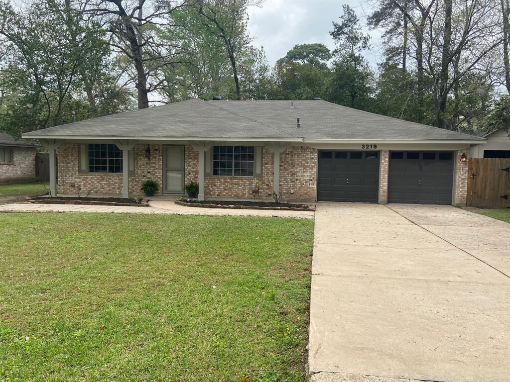 Property Photo: 3218 Forest Glen Street TX 77380