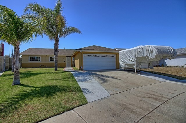 Property Photo:  2034 Pericles Place  CA 93033 