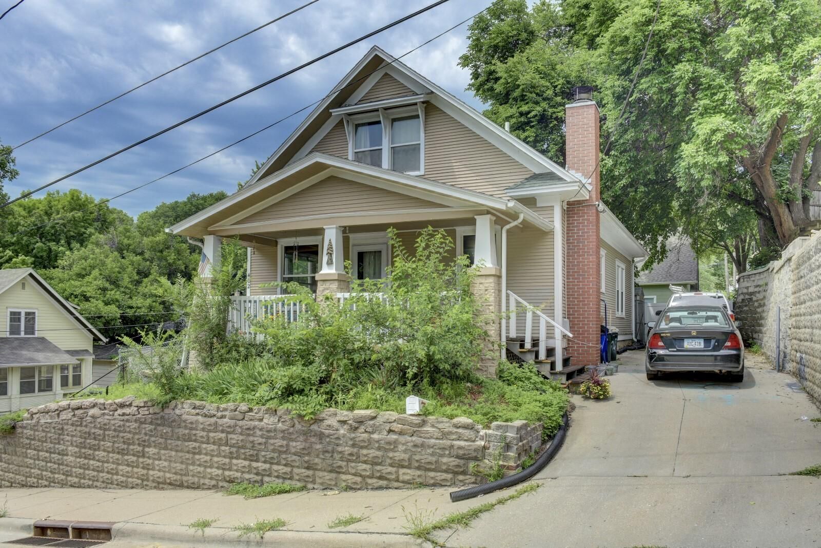 Property Photo:  402 Fuller  Avenue  IA 51503 
