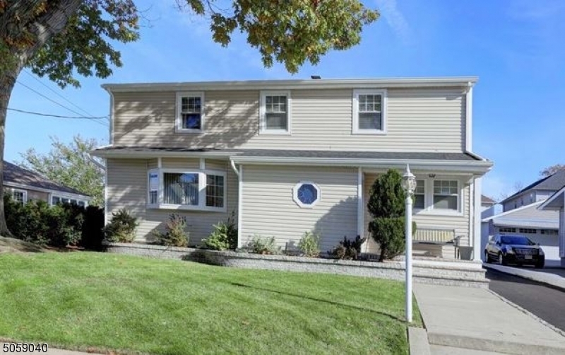 Property Photo:  41 Lexington Ave  NJ 07057 