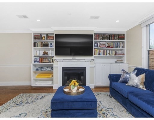 Property Photo:  21 Salem Street 2  MA 02129 