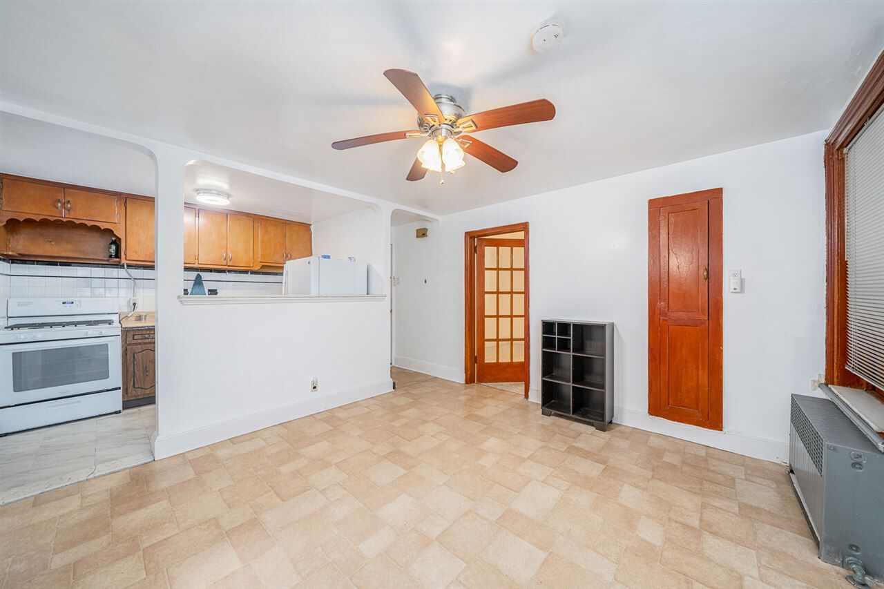 Property Photo:  912 Garden St G  NJ 07030 