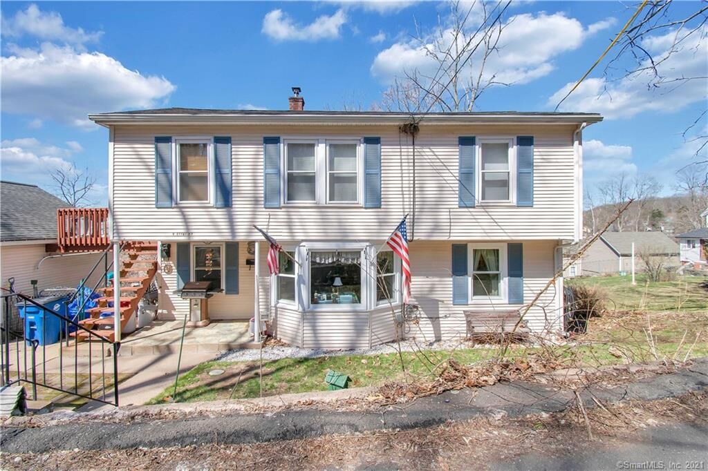 Property Photo: 8 Stone Street CT 06066
