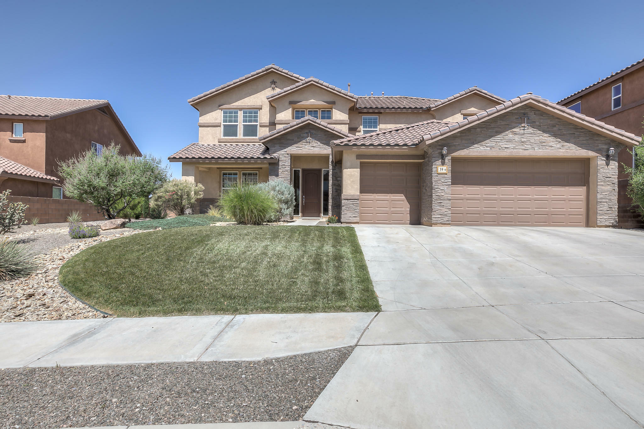 39 Los Miradores Drive NE  Rio Rancho NM 87124 photo