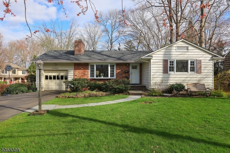 1461 Force Dr  Mountainside Boro NJ 07092 photo