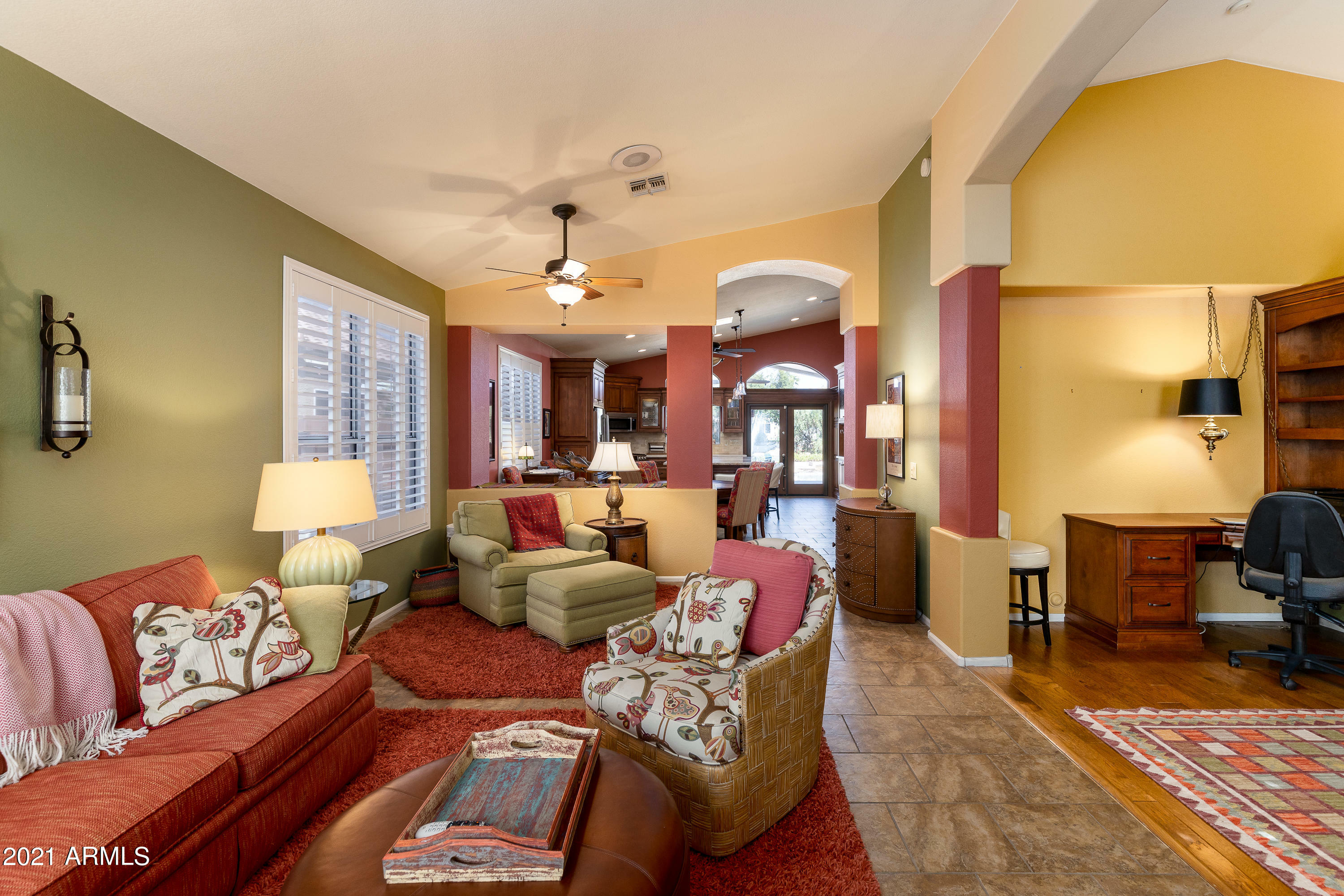 Property Photo: 5952 W Irma Lane AZ 85308