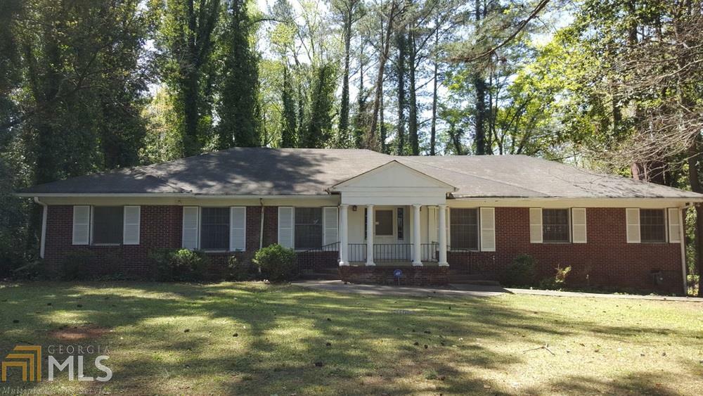 Property Photo:  2660 Benjamin E Mays Dr  GA 30311 