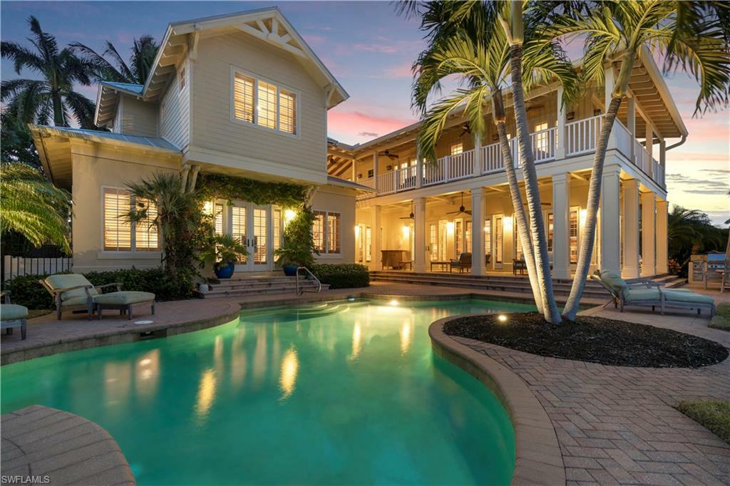 Property Photo: 2025 6th St S FL 34102