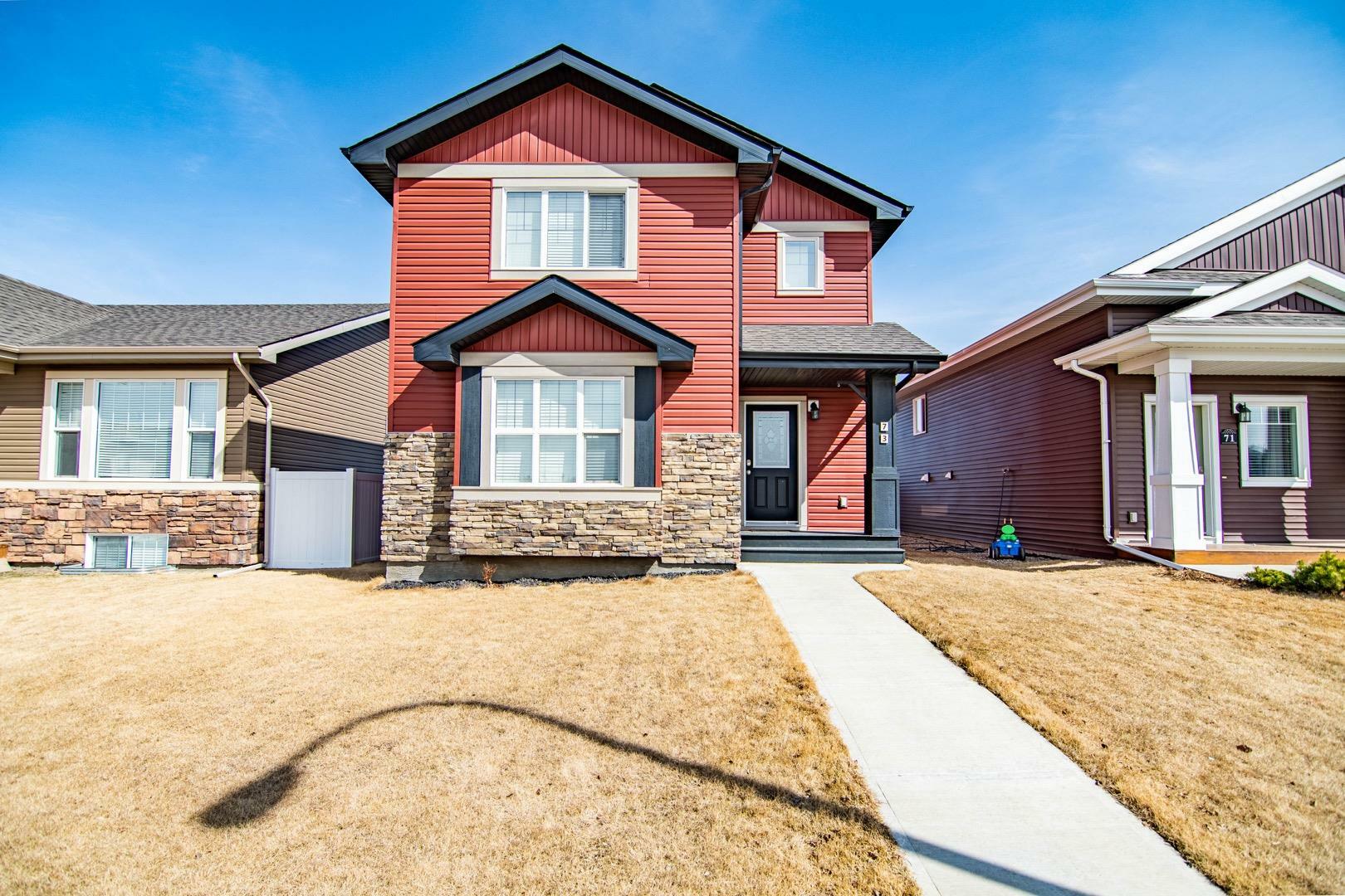 Property Photo: 73 Timberstone Way AB T4P 0E8
