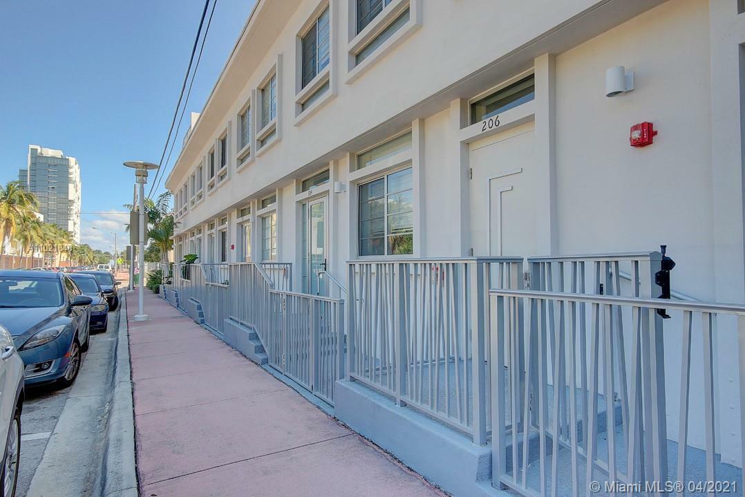 Property Photo:  2160 Park Ave 206  FL 33139 