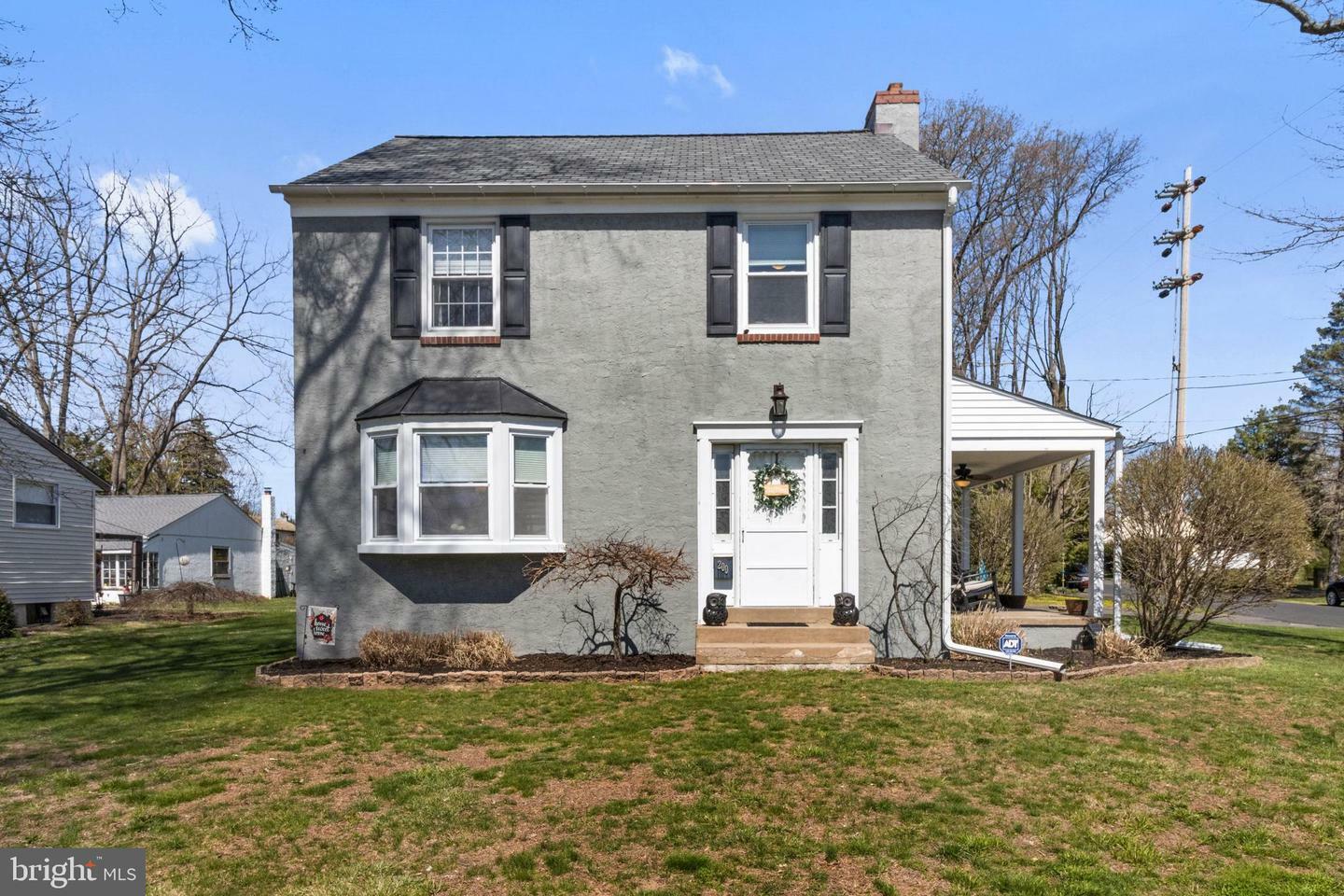 Property Photo:  200 W Moreland Avenue  PA 19040 