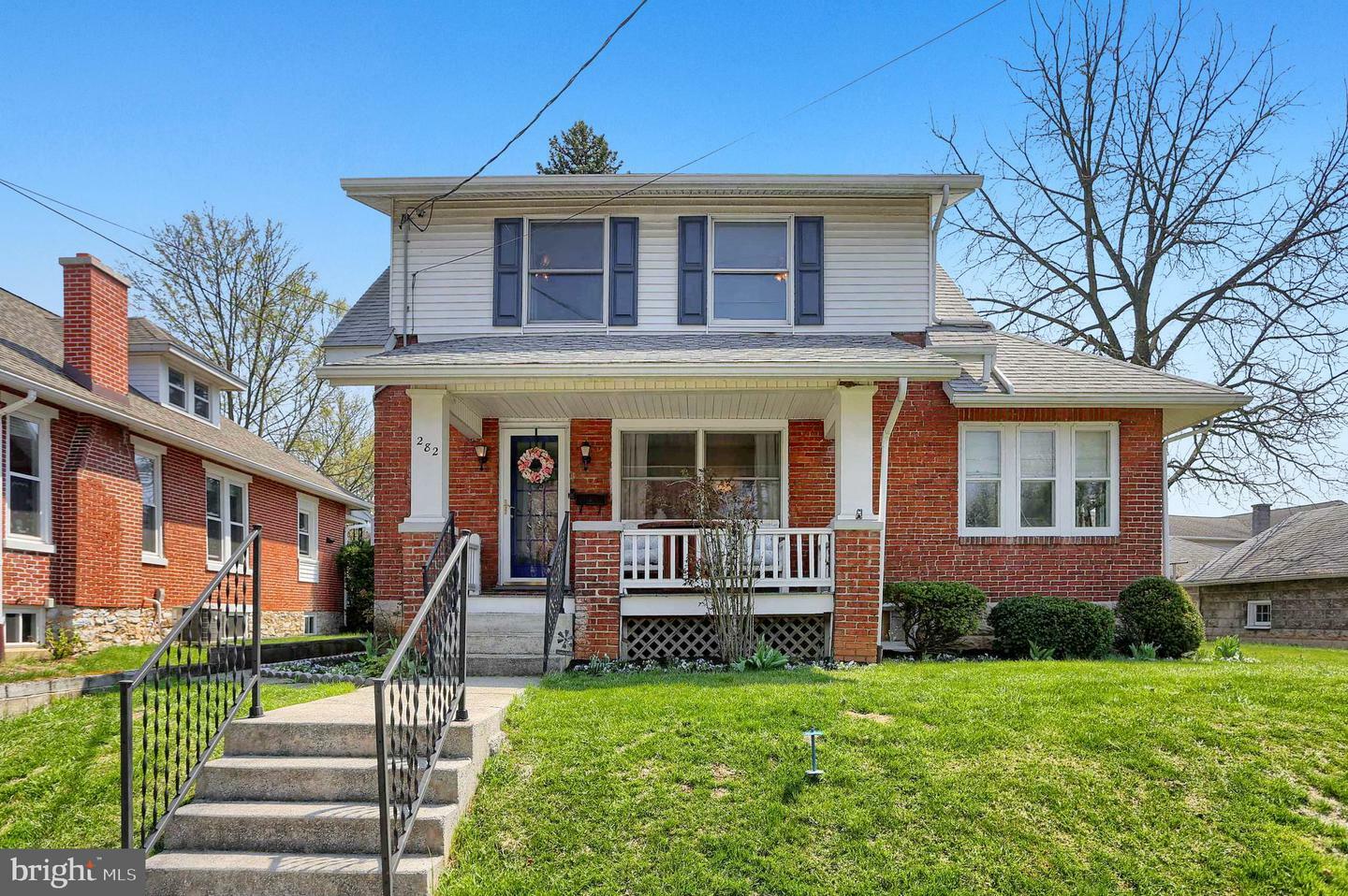 Property Photo:  282 Clark Street  PA 17043 