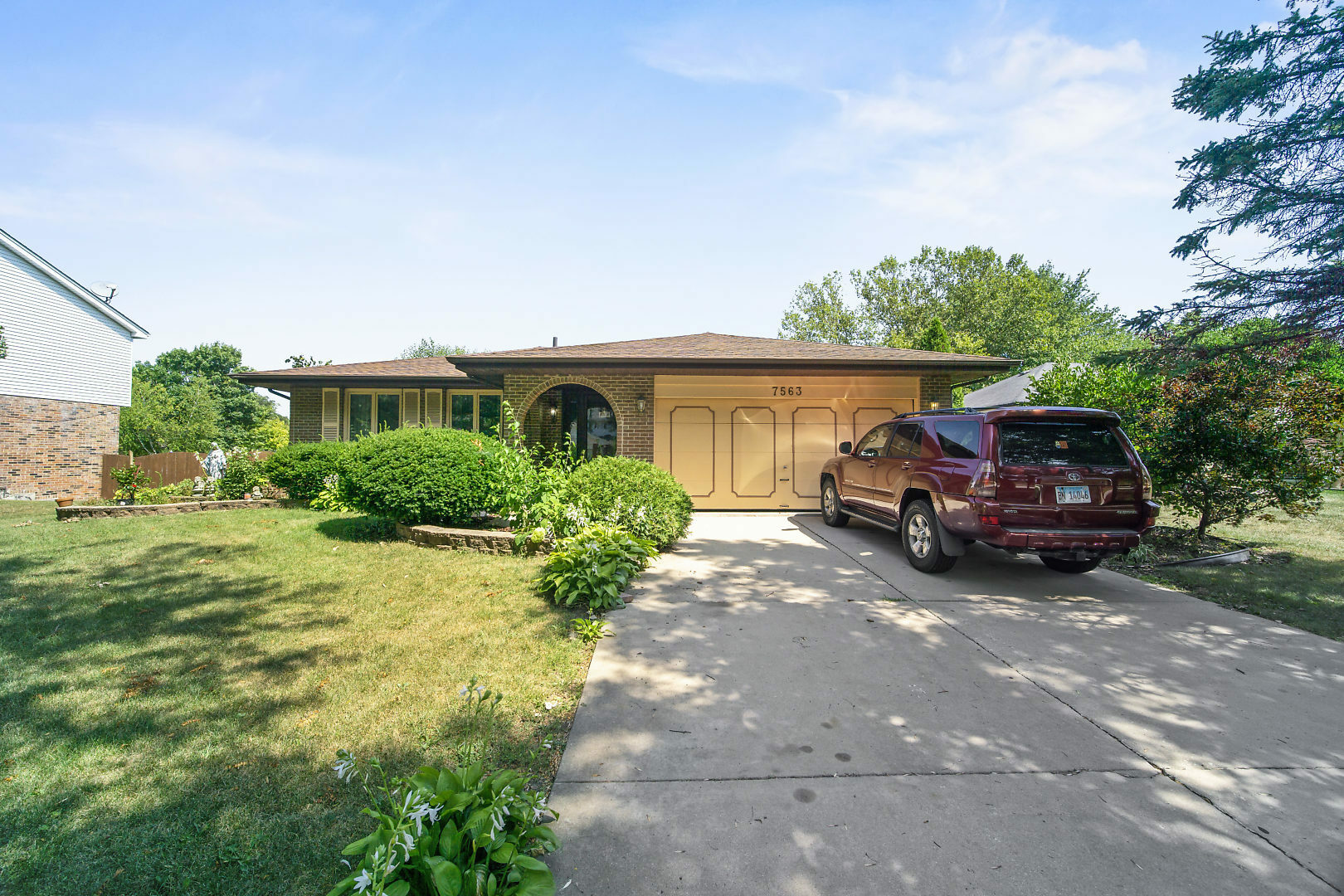 Property Photo:  7563 Cambridge Road  IL 60561 