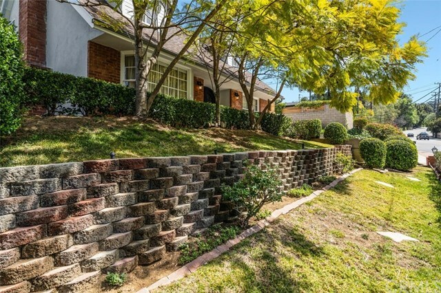 Property Photo:  3158 Laurel Canyon Boulevard  CA 91604 