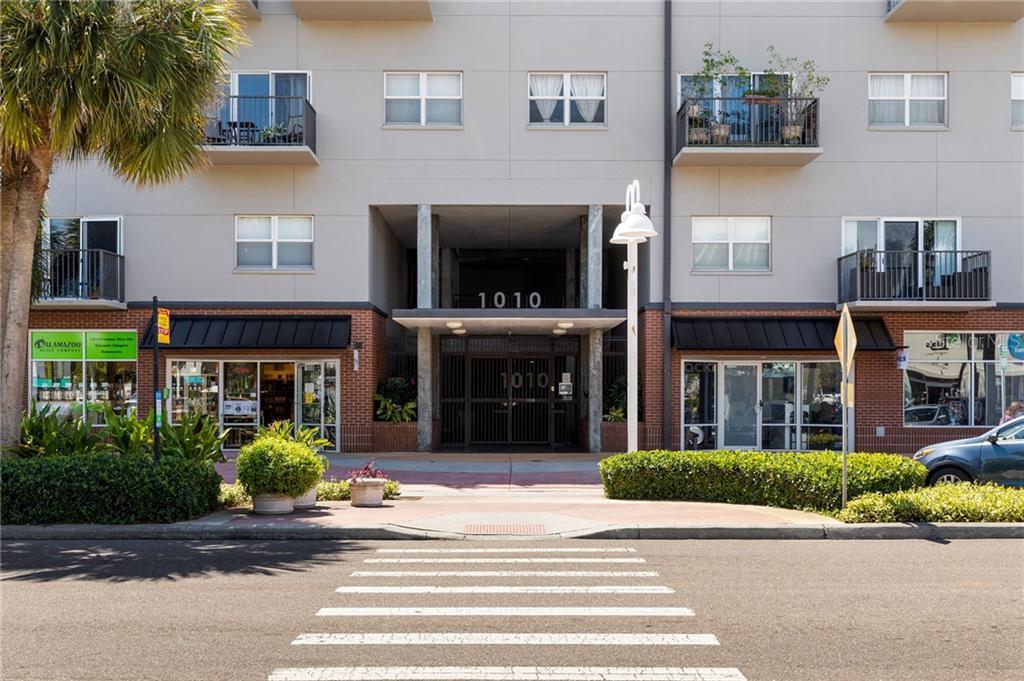 Property Photo: 1010 Central Avenue 412 FL 33705