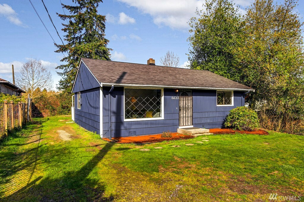 Property Photo:  8633 24th Ave SW  WA 98106 