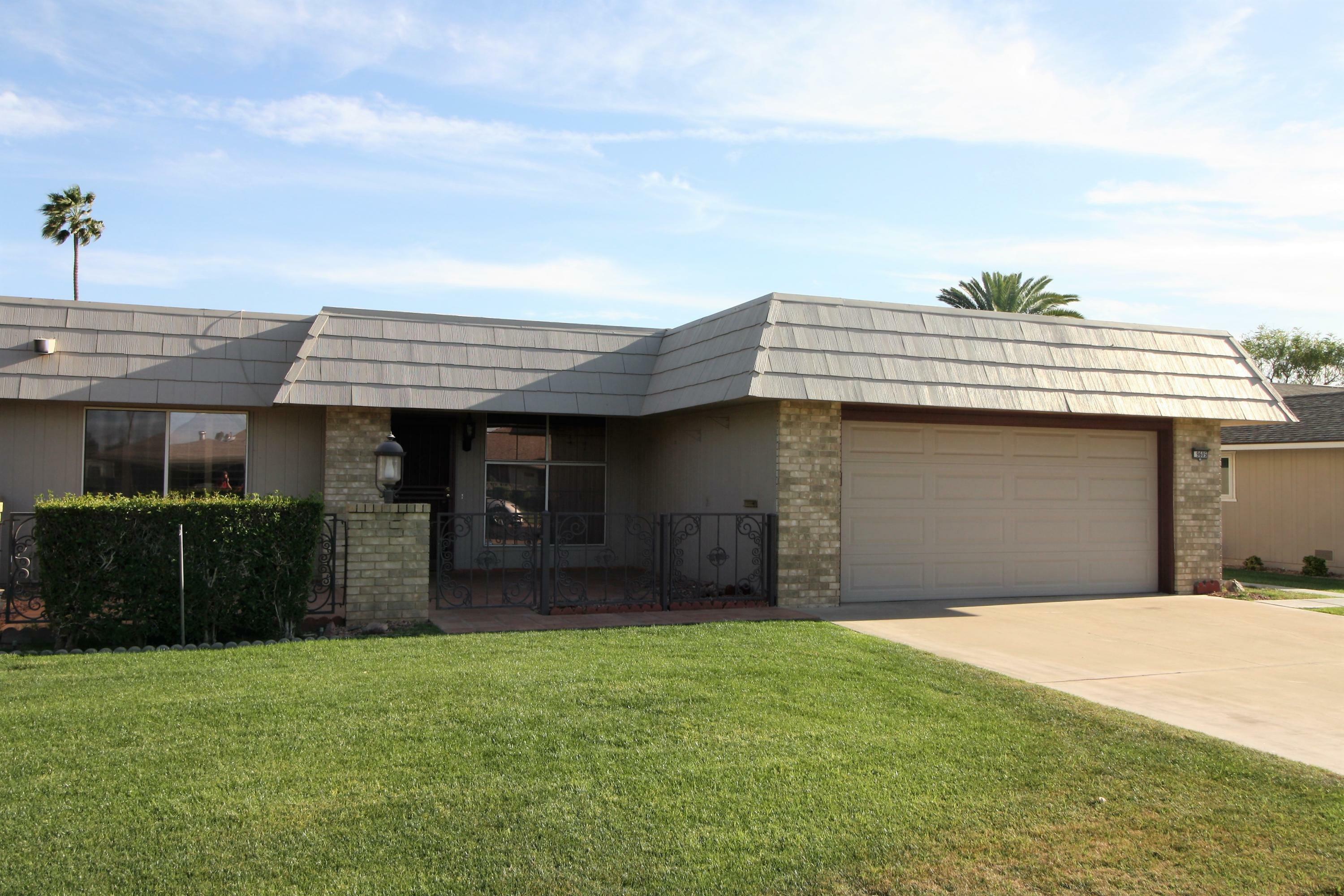 Property Photo: 9605 W Long Hills Drive AZ 85351