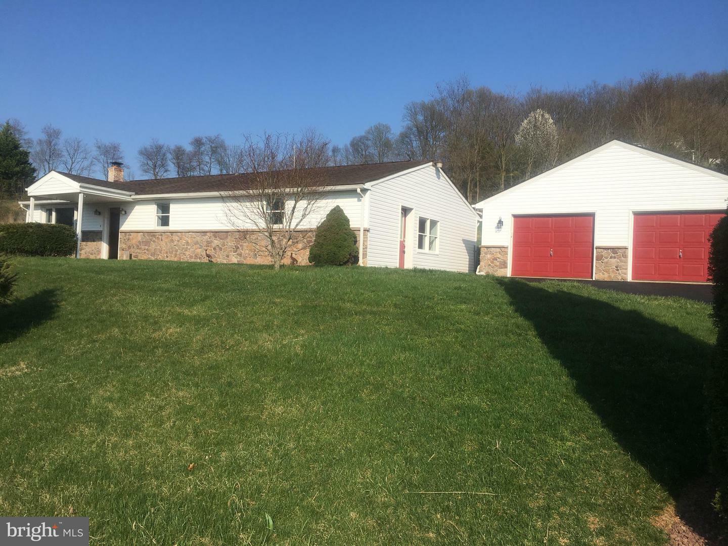 Property Photo:  10925 Glen Valley Road  PA 17327 