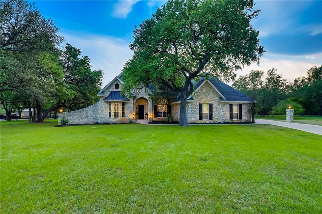 Property Photo: 221 Summer Wood Court TX 78628