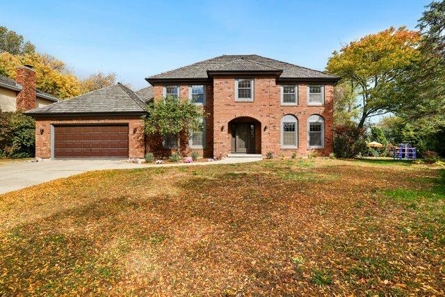 Property Photo:  812 Paddock Lane  IL 60048 