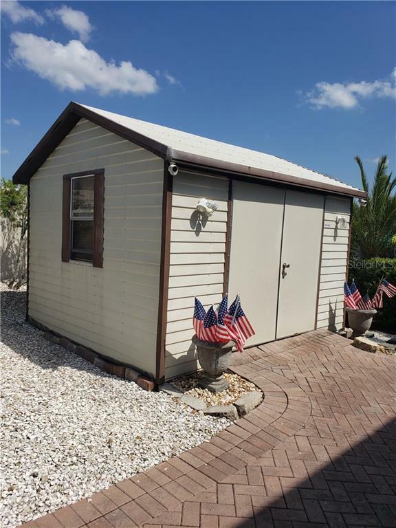 Property Photo:  2121 St George Drive  FL 33837 