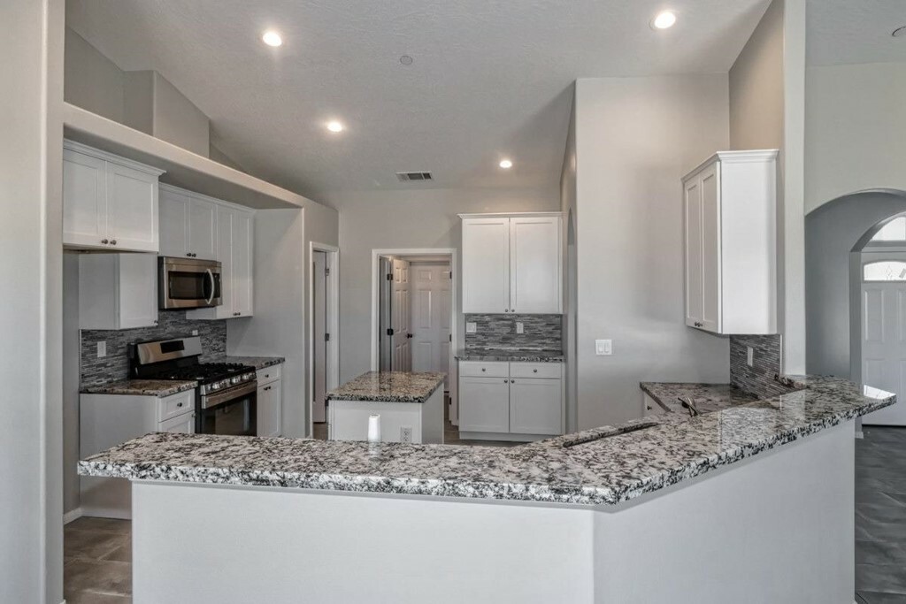 Property Photo:  6885 Summit Valley Road  CA 92345 