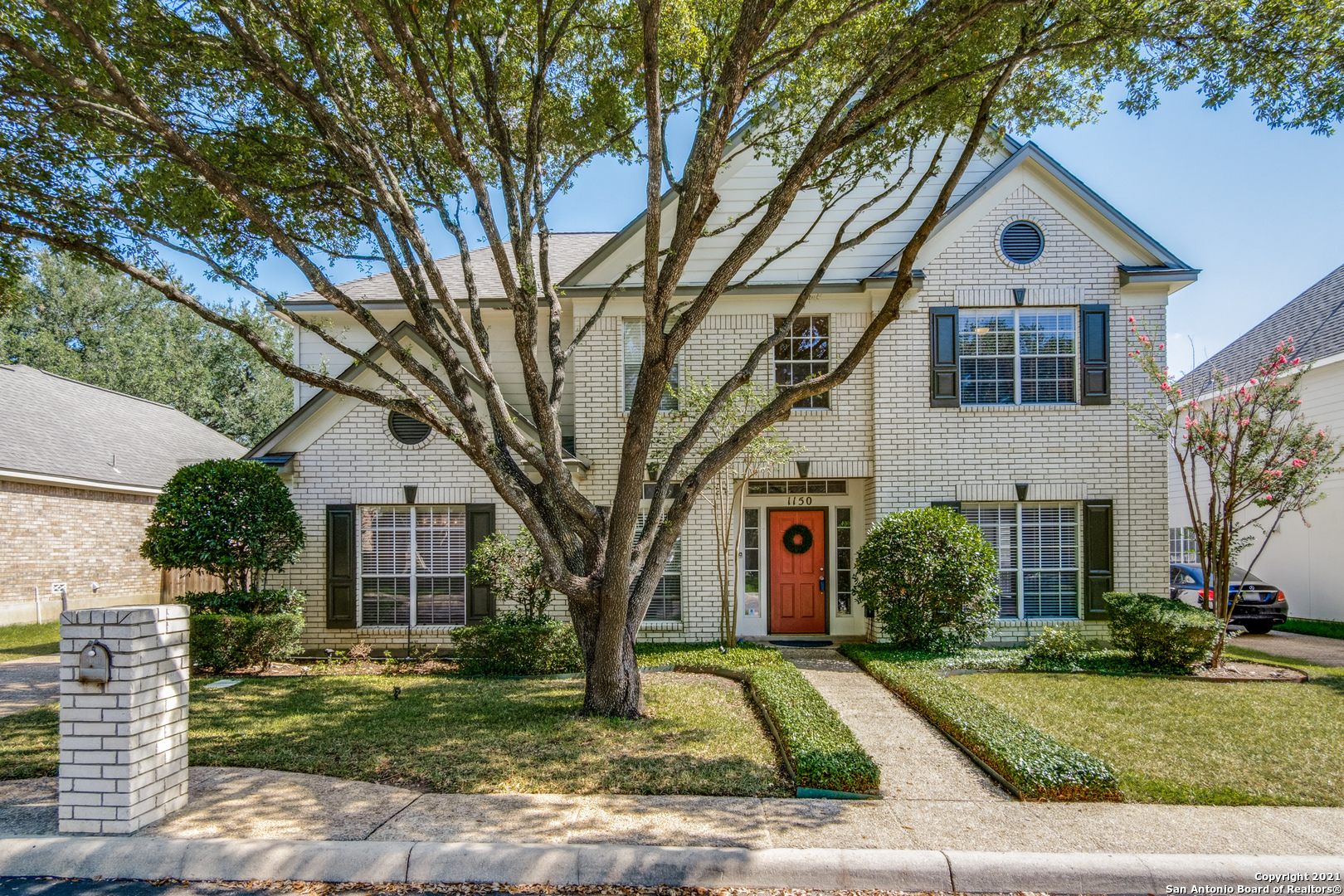 Property Photo: 1150 Mesa Blanca TX 78248