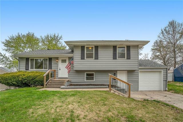 Property Photo:  7714 NE 55th Street  MO 64119 