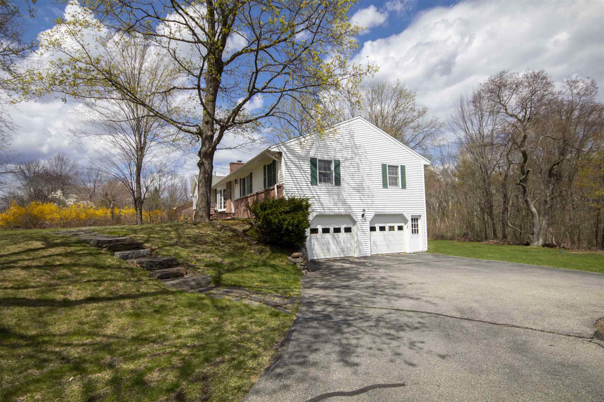 Property Photo:  82 Zion Hill Road  NH 03079 