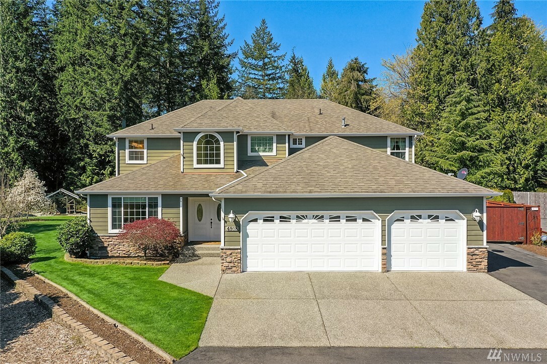 Property Photo:  4918 257th St NE  WA 98223 