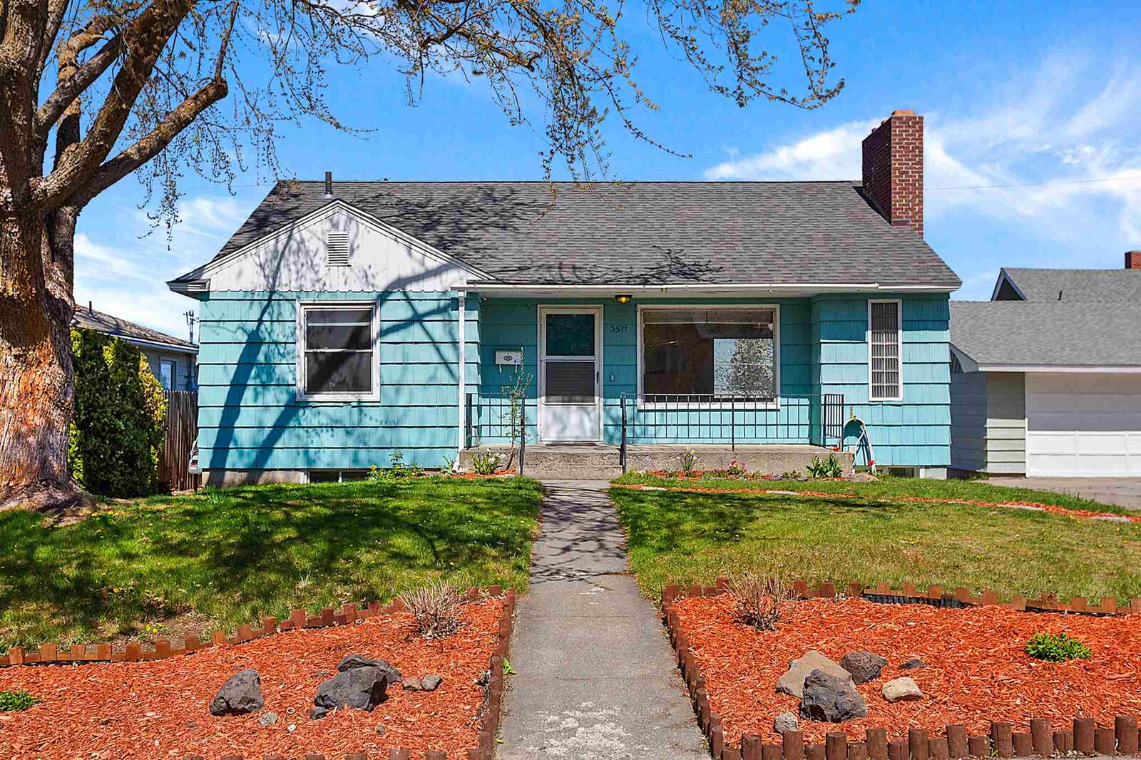 Property Photo: 3511 E 24th Ave WA 99223-3932