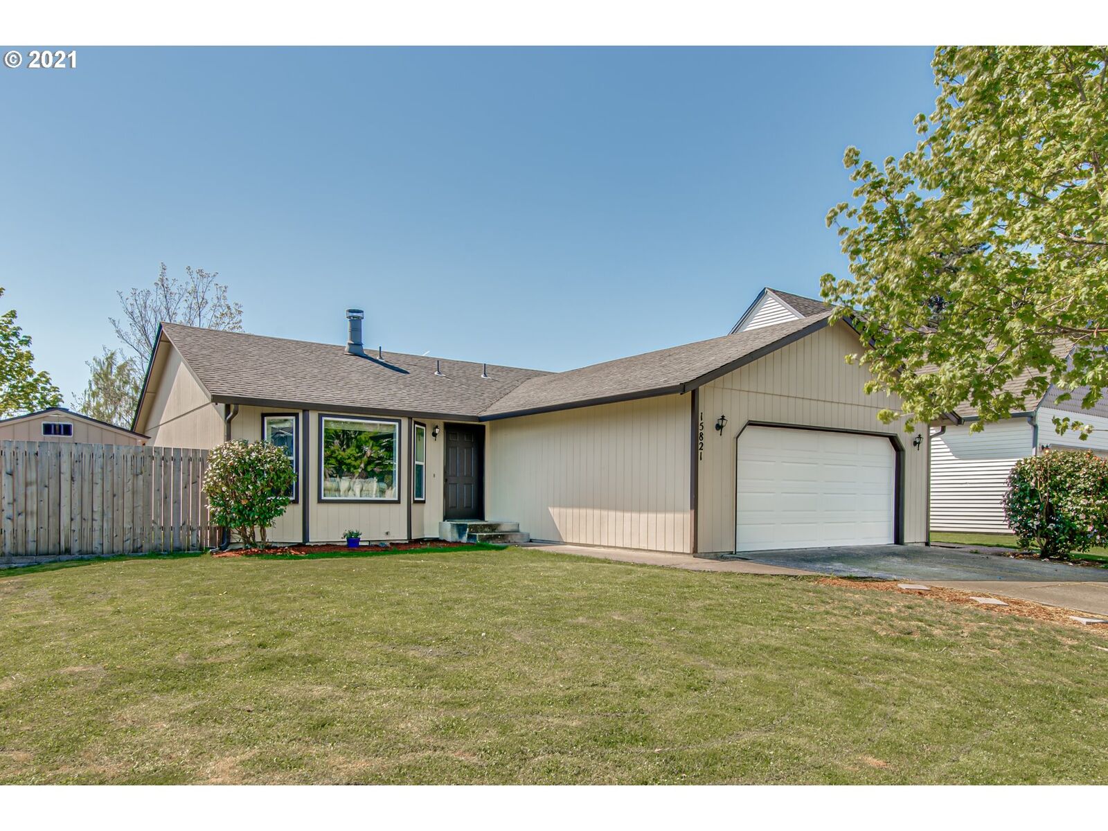 Property Photo: 15821 SE 14th St WA 98683