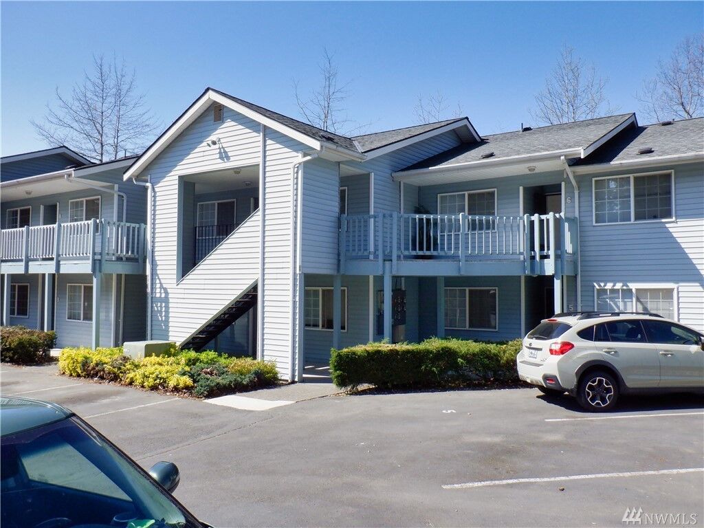 Property Photo:  2680 Alderwood Ave  WA 98225 