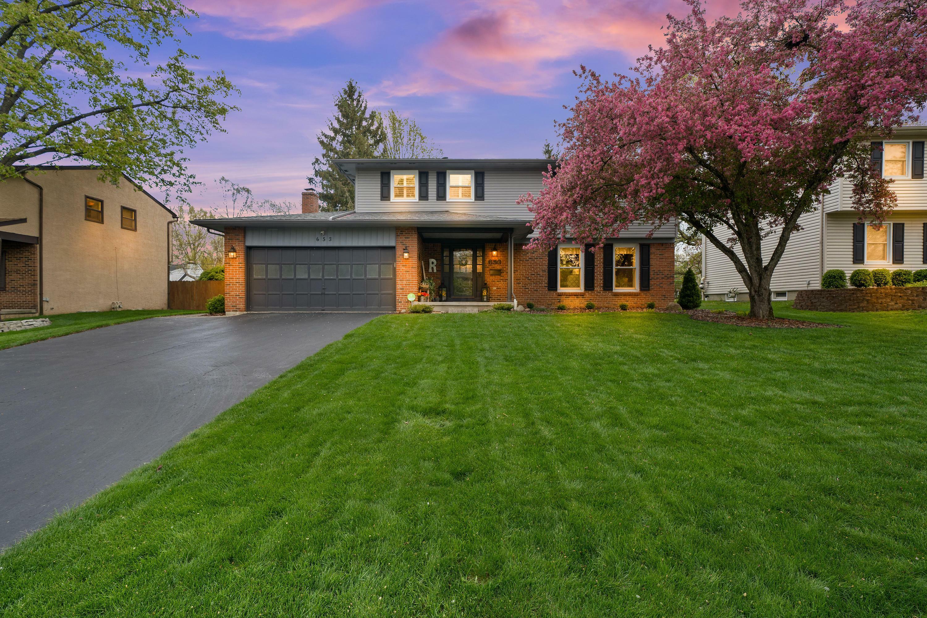 Property Photo: 653 W Main Street OH 43081