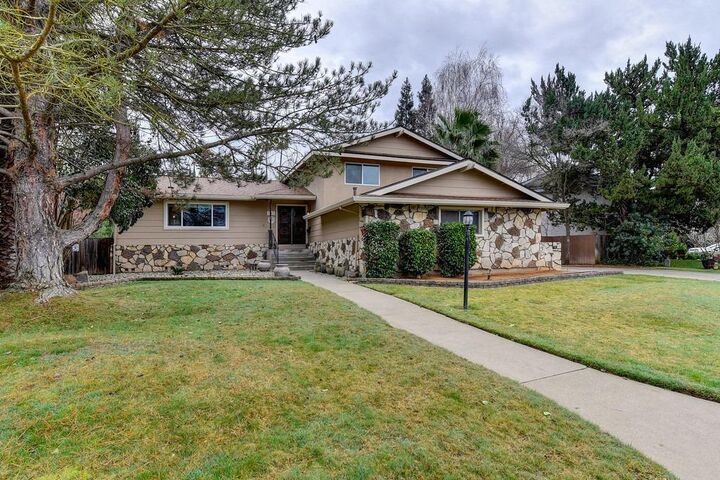 2308 W La Loma Drive  Rancho Cordova CA 95670 photo