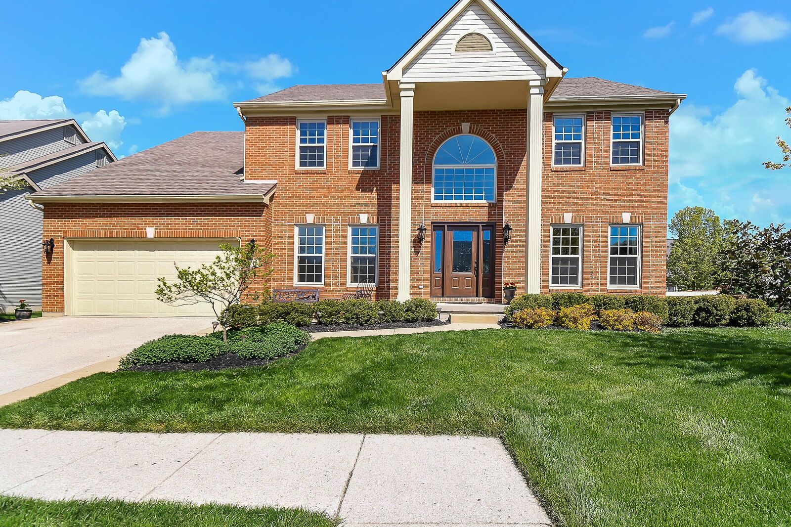 Property Photo:  5726 Killiney Lane  OH 43016 