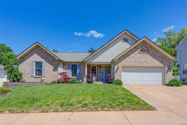 Property Photo: 1117 Majestic Drive 63026