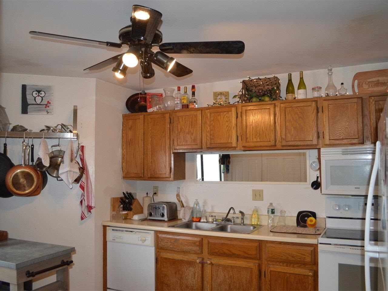 Property Photo:  9 Chelsea Circle  VT 05403 