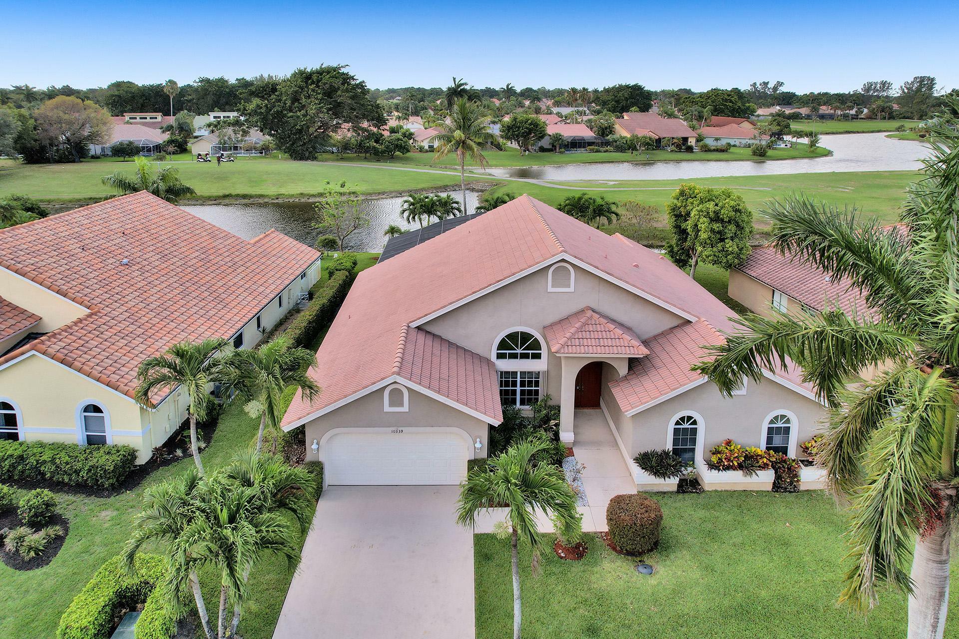 Property Photo:  10339 Canoe Brook Circle  FL 33498 