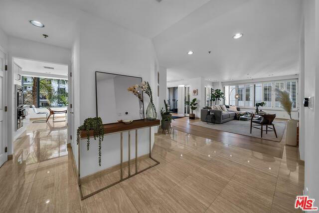 Property Photo:  10724   Wilshire Blvd 405  CA 90024 