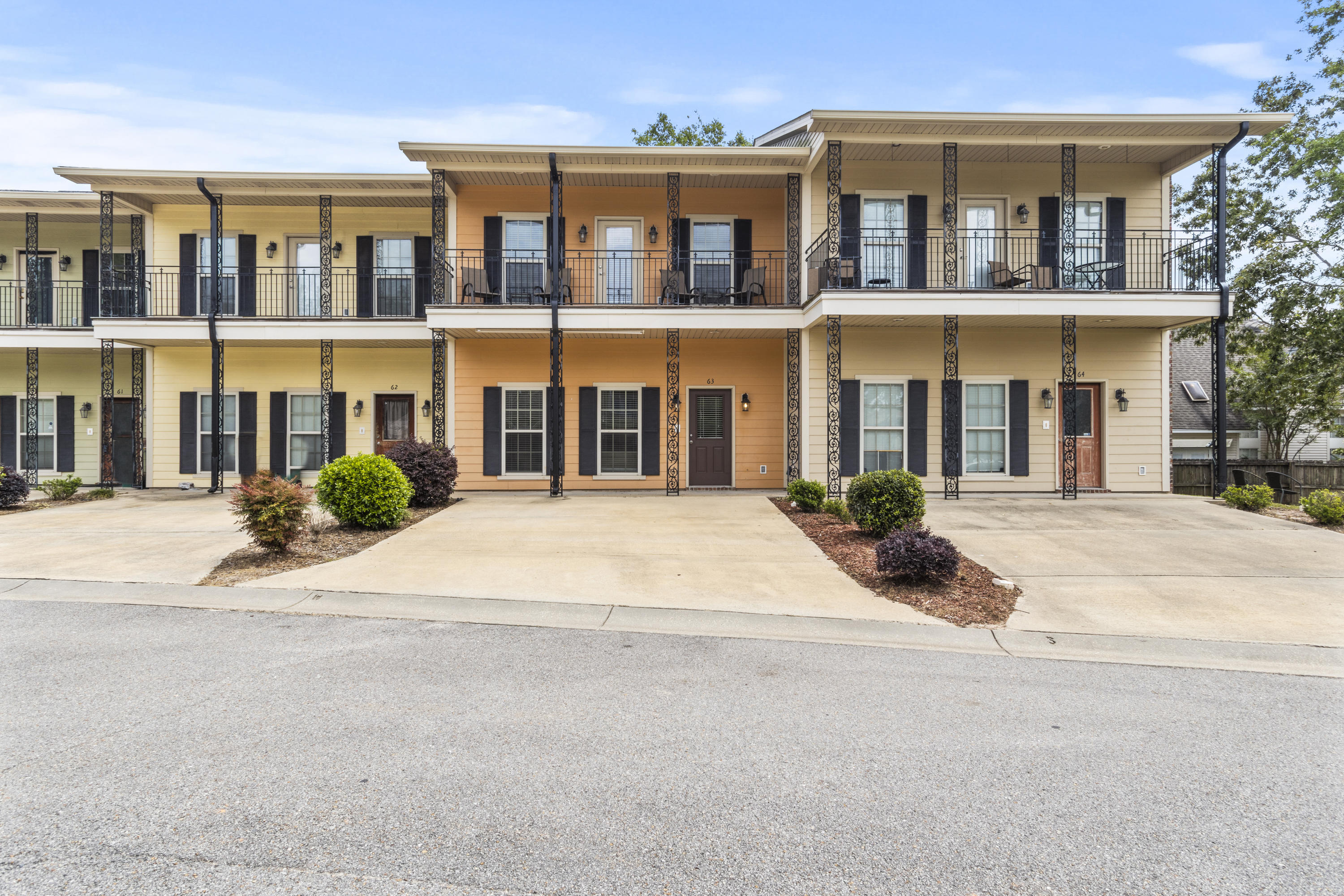 Property Photo:  63 Oak Alley Lane  MS 39560 