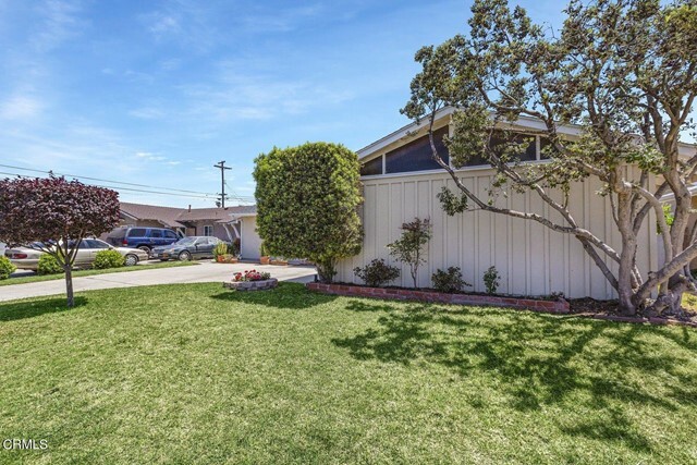 Property Photo:  424 Willow Street  CA 93033 