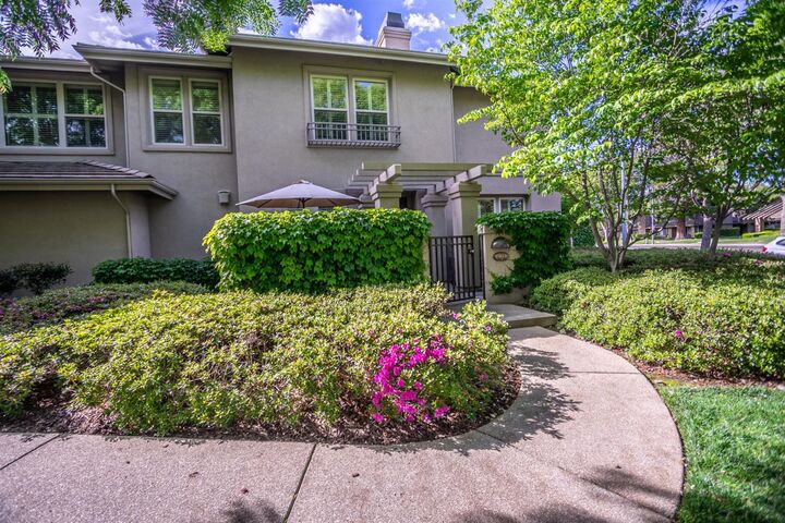 11295 Stanford Court Lane 903  Gold River CA 95670 photo